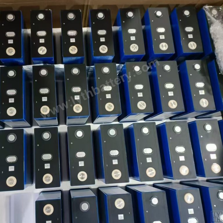 Nouvelle version de batterie lifepo4 3.2V 280Ah