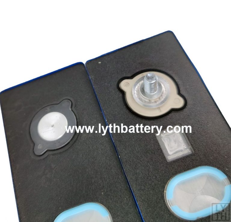 Cella batteria solare fotovoltaica LiFePO4 CALB L160F100A 3,2 V 100 Ah ESS
