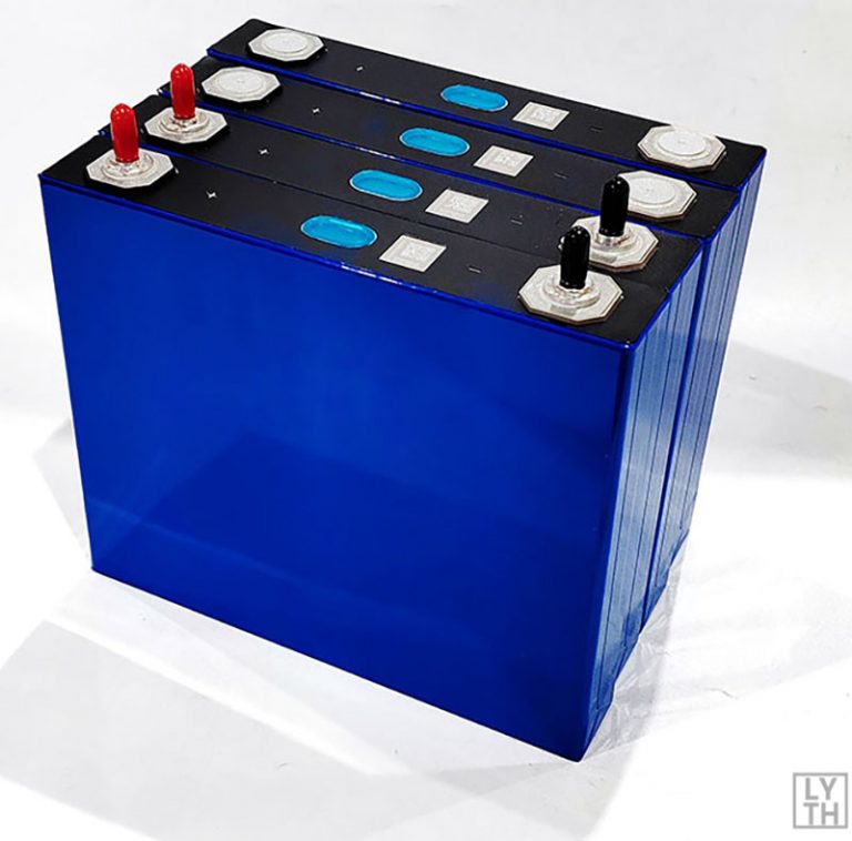 Celle batteria ricaricabili prismatiche Eve Lf125 Lifepo4 3,2 V 125 Ah