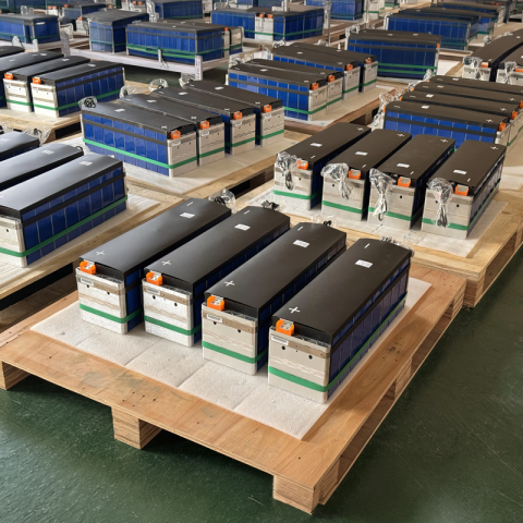Beschleunigung der Energiespeicherung im großen Maßstab: LYTH liefert erfolgreich 200 Einheiten von 1P8S 314Ah LFP-Batteriemodulen