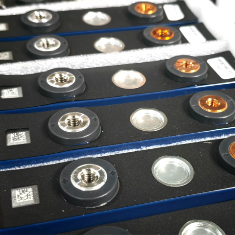 20,000 CALB CAM72-Batteriezellen werden zur Unterstützung globaler Energiespeicherprojekte ausgeliefert