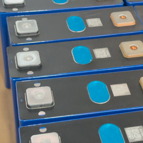 LYTH versendet 12,000 Einheiten von Gotion 104Ah LiFePO4-Batteriezellen